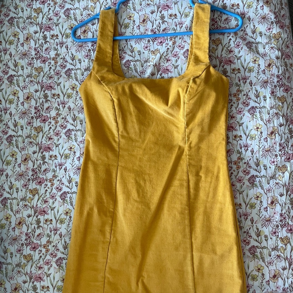Yellow dress